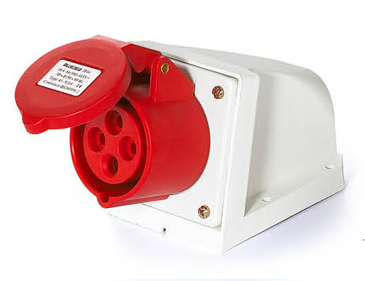 Xinman Protection Degree IP44 4P Wall Socket (16A)